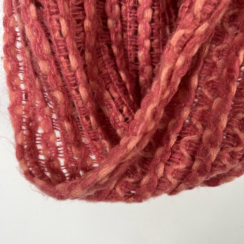 Chunky knit infinity scarf